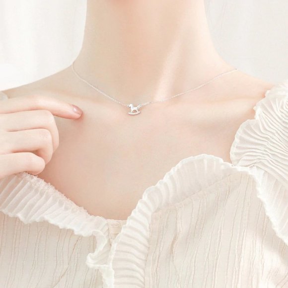 NEW 925 Sterling Silver Diamond Horse Necklace - Picture 6 of 14